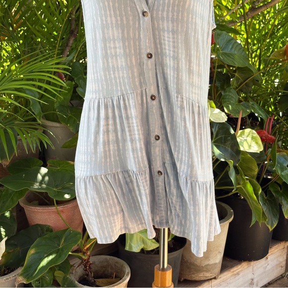 Wonderly Light blue and white Shibori style soft dress - Picture 5 of 6